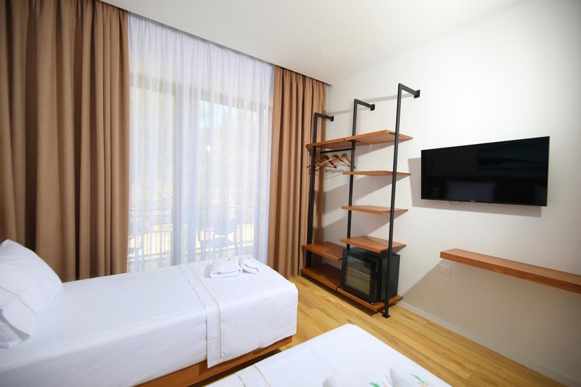 Hotel Mezzanine Bay Himara Zewnętrze zdjęcie
