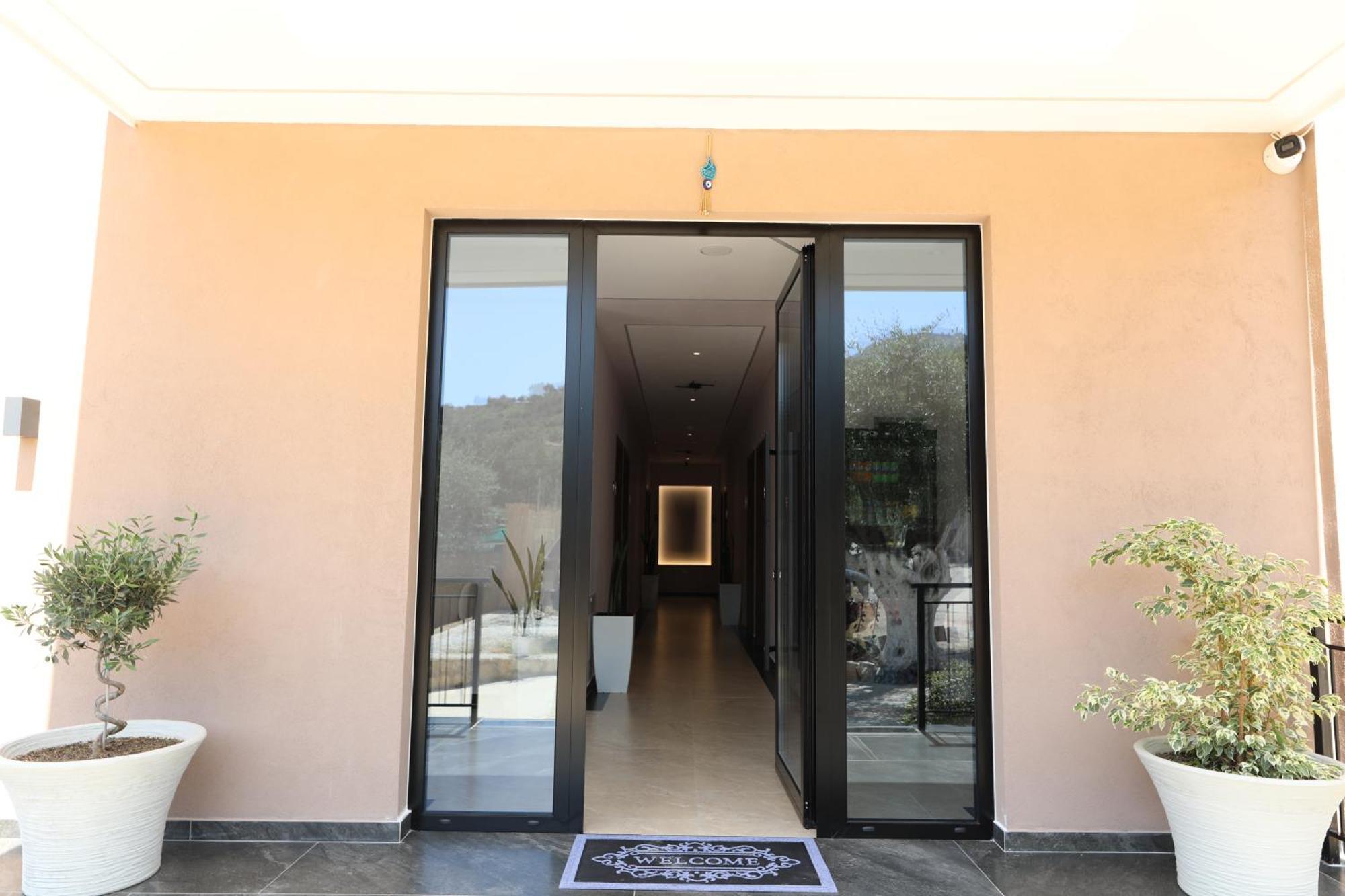 Hotel Mezzanine Bay Himara Zewnętrze zdjęcie
